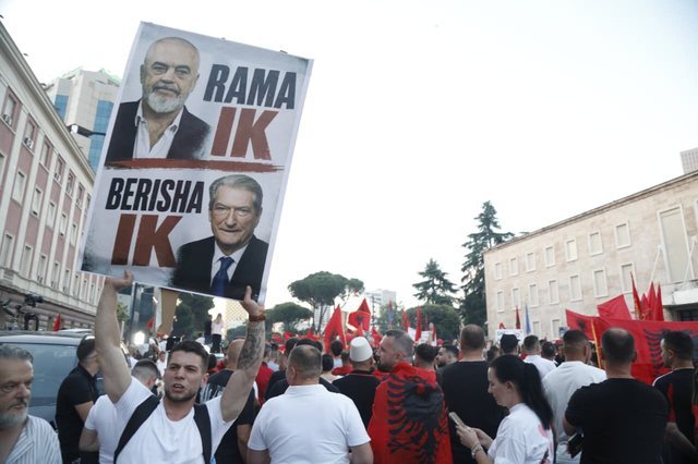 Gjermania mban distance nga protestat ne Tiranë: Janë çështje e brendshme politike e Shqipërisë