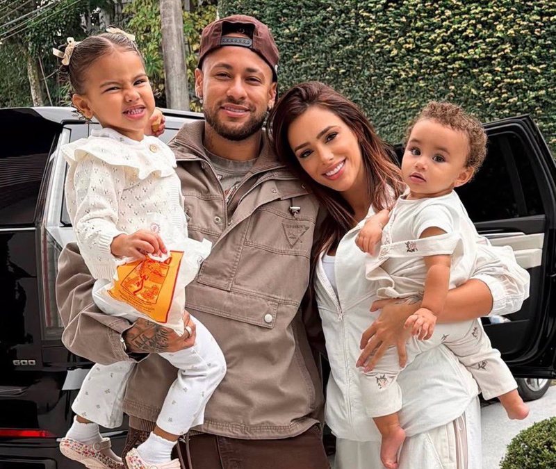 Neymar bëhet baba për herë të pestë: zbulon gjininë e bebit në një video të ëmbël familjare