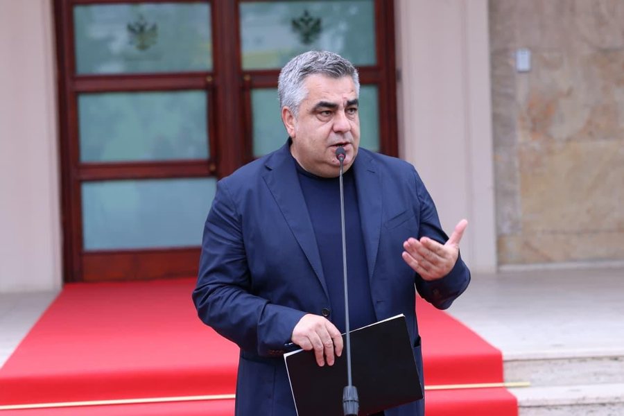 18:35 “Shqipëria është më mirë se kurrë”/ Gonxhja: S’mund të dorëhiqemi dhe të lëmë çdo gjë në mes