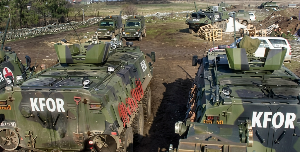 Histori/ 12 qershor 1999 – Nis operacioni “Joint Guardian”, trupat e NATO-s hyjnë në Kosovë