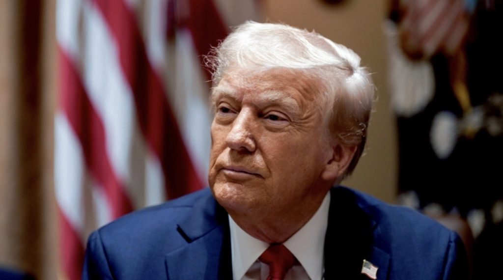 Artistët tërhiqen nga festivali për 250-vjetorin e Pavarësisë, Trump: Do bëj një miting
