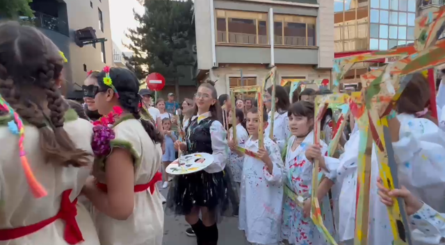 Maska, muzikë dhe traditë/ Korça çel sezonin turistik me Karnavalet