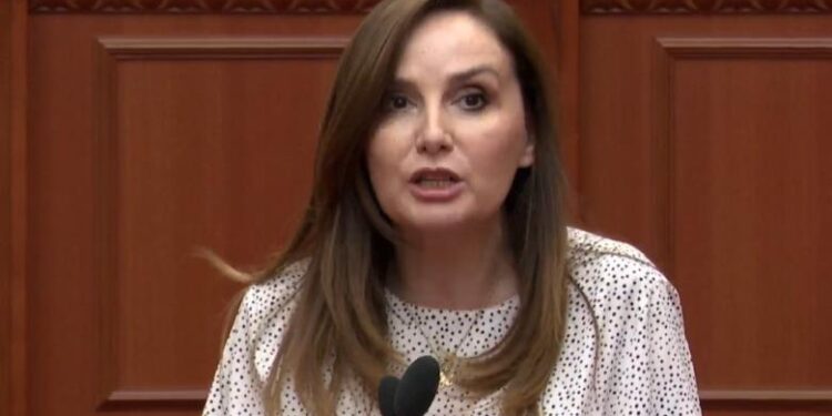 “Kryeqyteti po qeveriset pa llogaridhënie”, Tabaku kritikon mungesën e kryebashkiakes së komanduar tek ‘Territorialja’