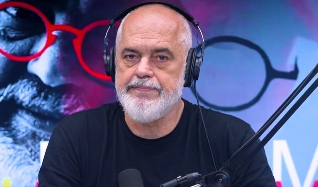 10:29 “Kjo protestë më intereson, ajo e sikur-eve më neverit”/ Rama nxjerr mesazhin e protestuesit
