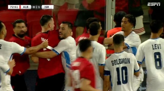 Shqipëria mposhtet nga Izraeli, Maran debuton me humbje