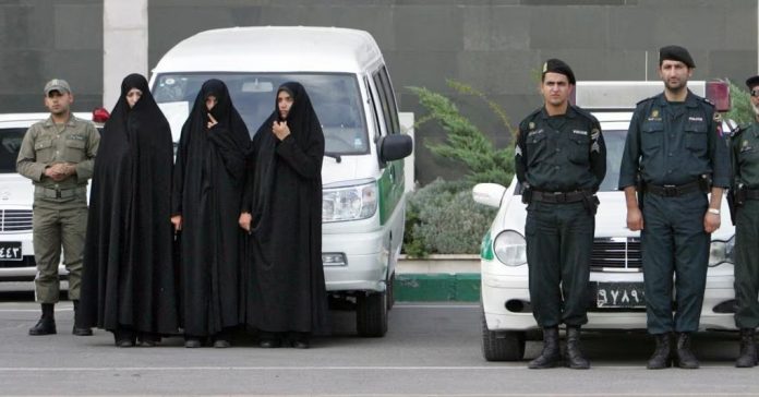 “Kemi frikë të flasim” – Iranianët denoncojnë një valë të re shtypjeje pas luftës