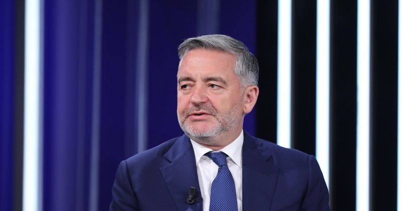 Blendi Klosi për largimin e Koçekut: Hapja shumë ndaj të rinjve padyshim ka pasoja