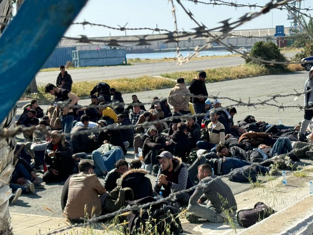 Europa ndryshon rregullat për emigrantët, çfarë parashikon pakti i ri?