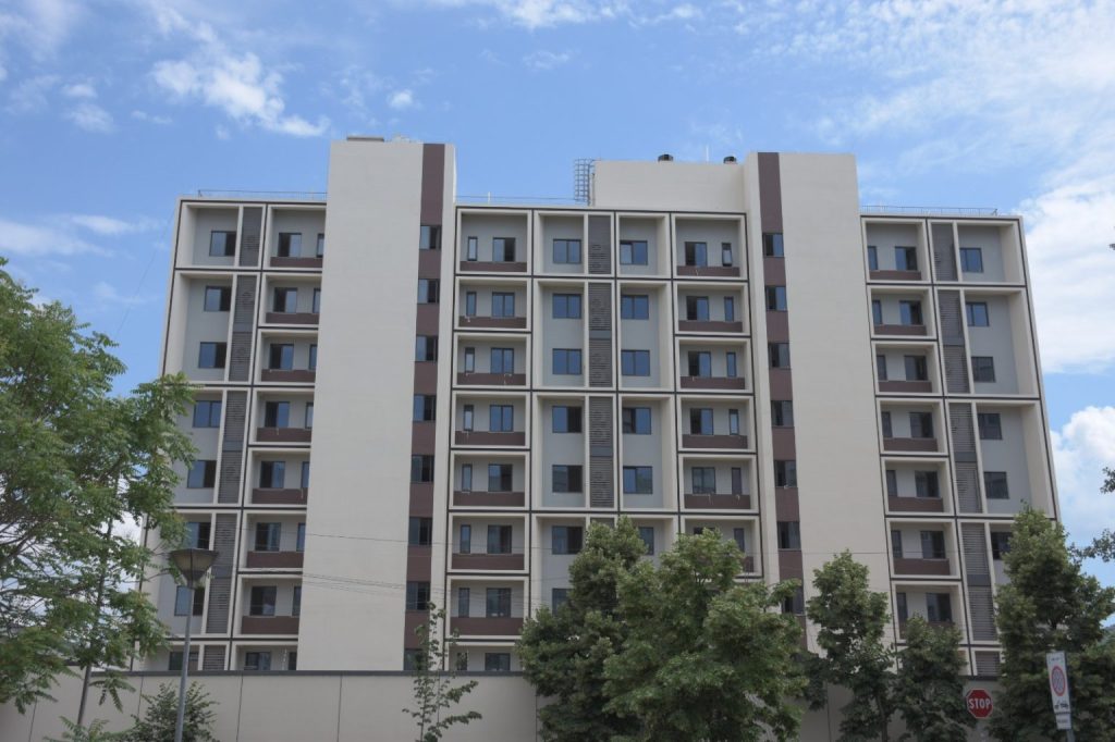 Kina zgjeron praninë diplomatike në Tiranë mes ambicieve të saj globale