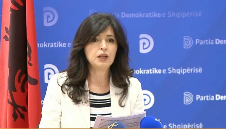 Ish-ministrja: Neveri kur shikoj deputetë të PD që mbështesin tani protestën, si nuk kanë turp?