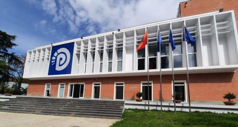 Sistemi shëndetësor i fragmentuar dhe në krizë, PD kërkon interpelancë me ministren Evis Sala