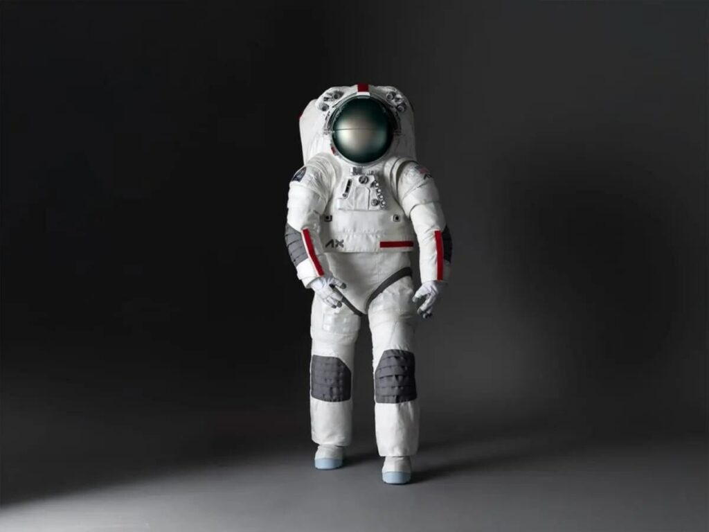 Astronautët veshin Prada