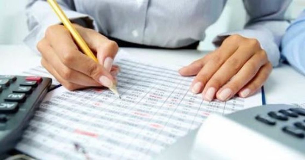 Tatimet kontrollojnë individët me të ardhura të larta, gjenden 770 mijë euro të dyshimta