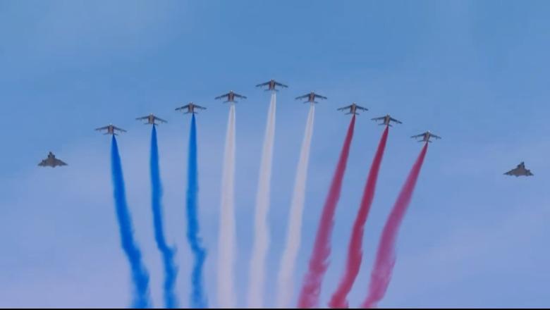 15:48 Festa Kombëtare e Francës, Rama ndan pamje të tjera nga parada ushtrake në Paris (VIDEO)