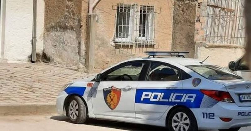 Dyshohet se kreu marrëdhënie seksuale me dhunë me vajzën me probleme mendore, në kërkim 42-vjeçari