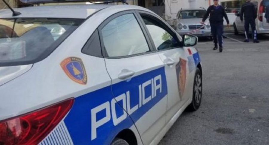 Shisnin lëndë narkotike në zonën e plazhit dhe në qytet, arrestohen dy persona në Durrës