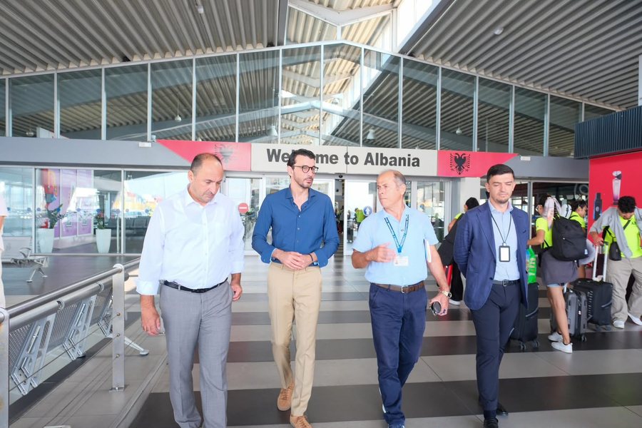 Karakaçi inspekton masat në Portin e Durrësit, gatishmëri për fluksin e udhëtarëve gjatë sezonin turistik