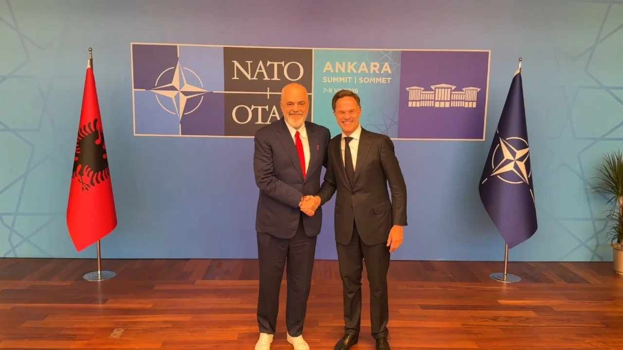 09:59 Dita e dytë e Samitit të NATO-s, Rama mbërrin në Ankara, takohet me Rutte