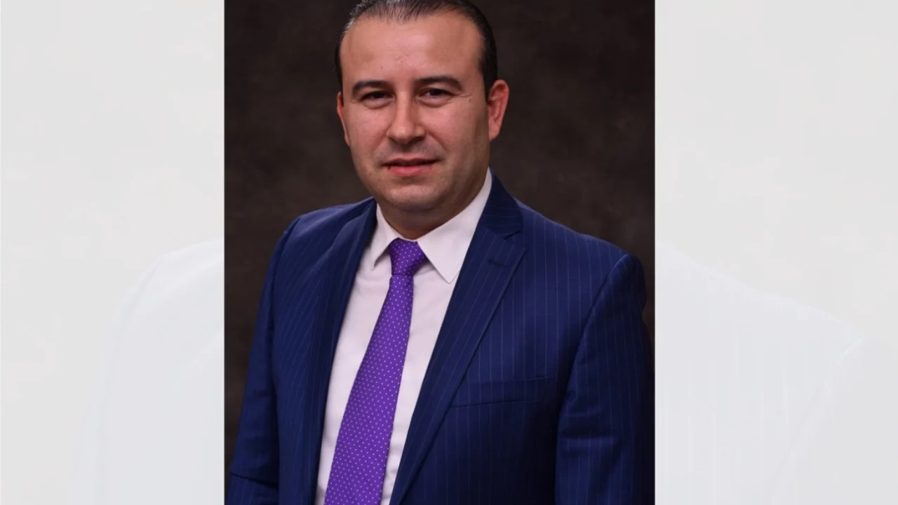 11:51 Pas Adnan Xholit dhe Rovena Zotos, edhe Ylli Pjetërnikaj hyn në garë për postin e Prokurorit të Përgjithshëm
