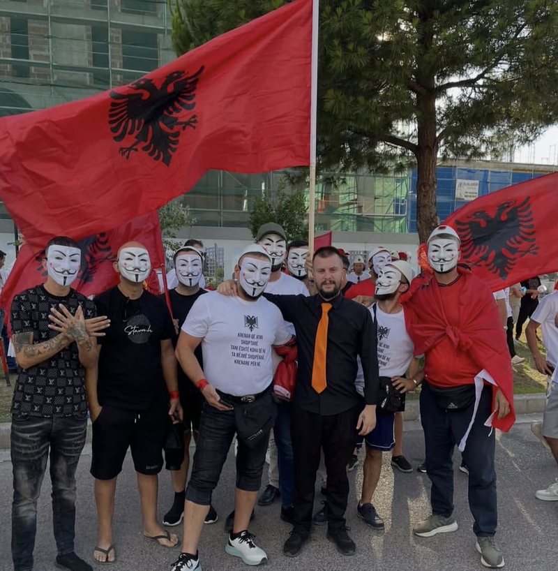 Me maska në protestë, por identifikohen shpejt: Policia zbulon autorët e dhunës te Komisariati nr. 3