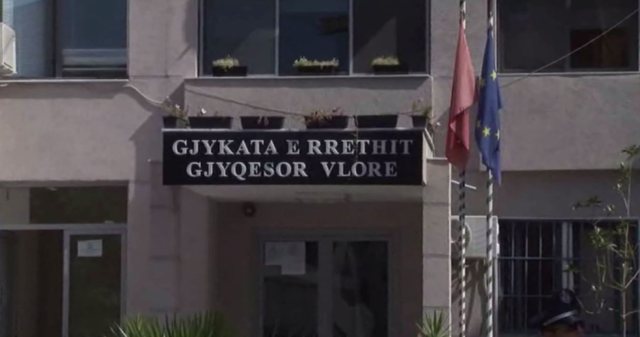 Zhvatja e miliona eurove përmes “Call Center”-ave/ Lihet në burg “koka” e grupit dhe dy të tjerë