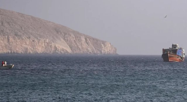 Arabia Saudite dhe Huthitë shkëmbejnë zjarr/ SHBA-të sulmojnë tankerin në Ngushticën e Hormuzit