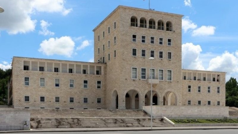 10:00 Maturantët nisin sot aplikimet për universitetet, gjashtë ditë afat për plotësimin e formularit A2