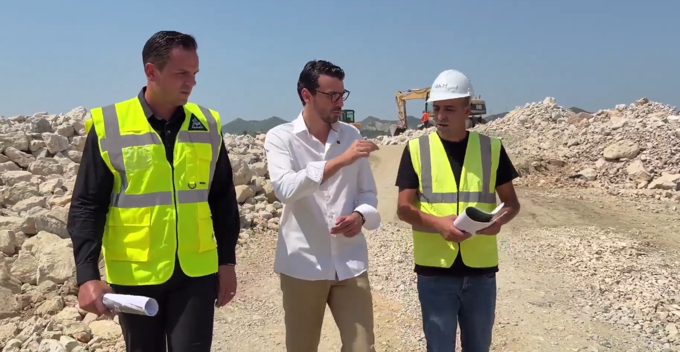 15:00 Karakaçi inspekton punimet në Bypass-in e Tiranës: Lidhje me autostradat, duke shmangur hyrjen në qytet