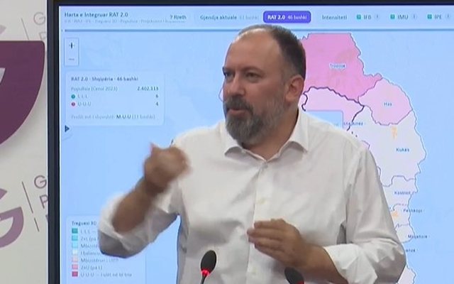 15:20 Reforma Territoriale/ Mazniku: Ua kemi dërguar draftin bashkive, në fund vendimi i takon Kuvendit