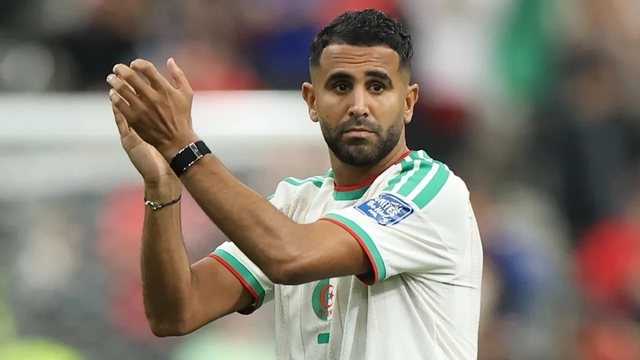Mahrez e mbyll me kombëtaren, njofton tërheqjen