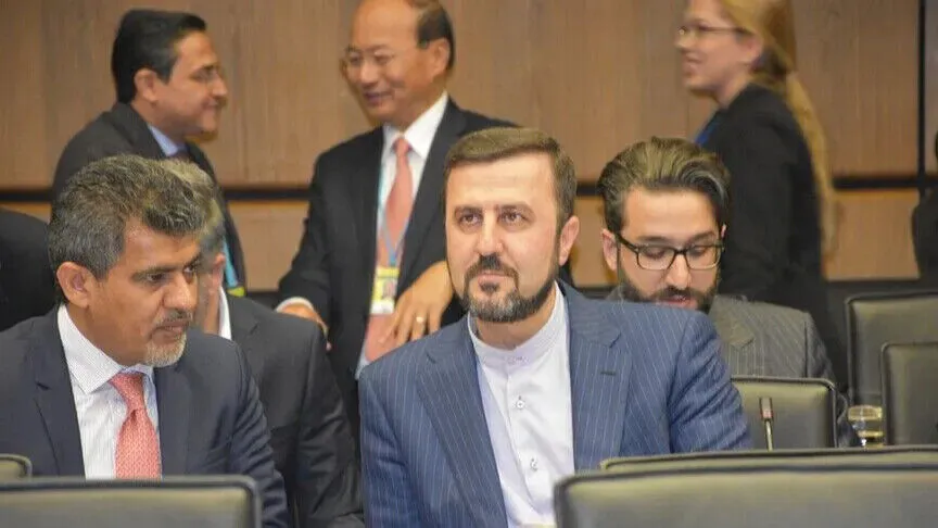 Irani hedh poshtë deklaratën BM-Francë për Hormuzin, paralajmëron kundër pranisë së huaj ushtarake