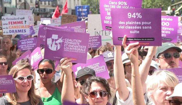 Protesta në mbarë Francën kundër dhunës seksuale, aktivistët kërkojnë ligj gjithëpërfshirës dhe reforma në drejtësi