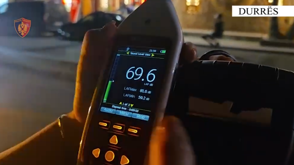 Policia e Durrësit kontrolle për ndotjen akustike në zonat turistike, monitorohen lokalet me muzikë