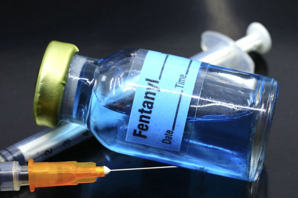 Fentanili, “droga e zombive” që po alarmon botën: Si vepron opioidi vdekjeprurës dhe pse shqetësoi vjedhja e tij në Romë