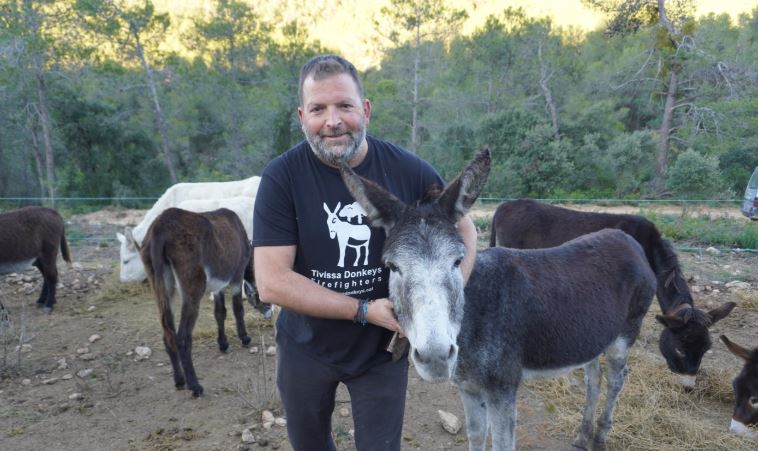 Gomarët që po parandalojnë përhapjen e zjarreve masive në Spanjë sfidojnë përpjekjet e teknologjive të larta