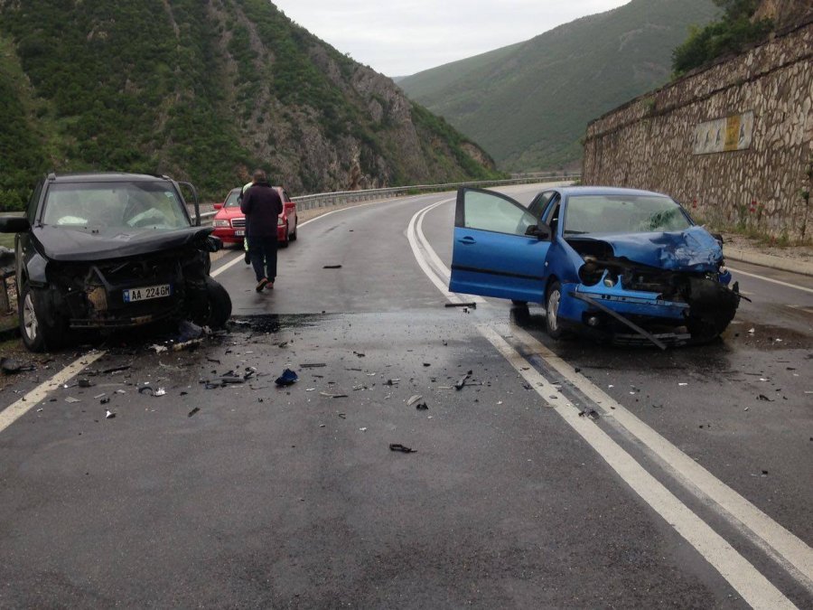 12:00 Aksidentet rrugore rriten 6.8% në gjysmën e parë të vitit; kryeson Tirana