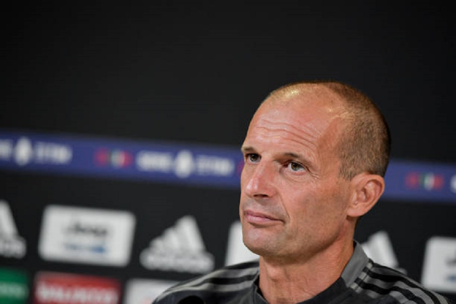 Zyrtare, Allegri emërohet trajner i Napolit
