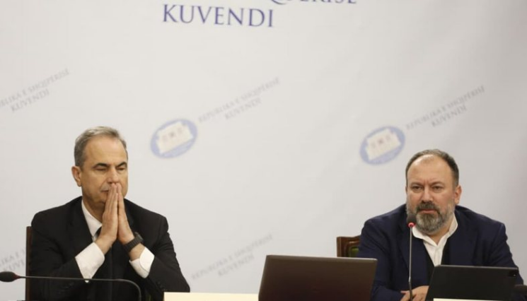 “Disa bashki kanë vështirësi financiare”, zbulohet raporti i PS për Reformën Territorale: 4 skenarë për ndarjen e re