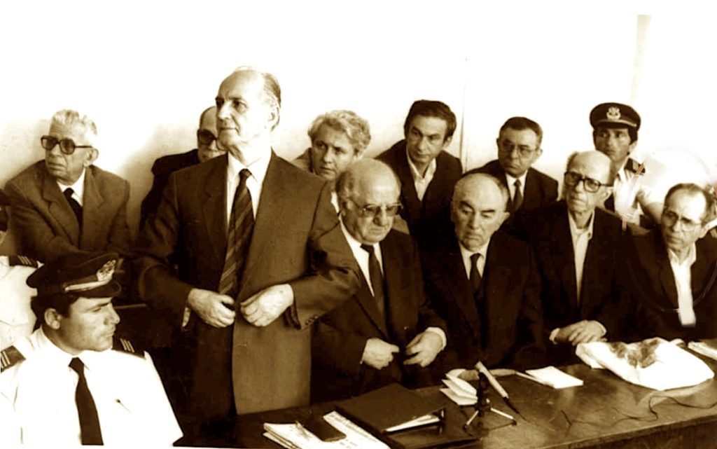 Histori/ 2 korrik 1994: Ramiz Alia dënohet me 4 vjet burg për shpërdorim pushteti