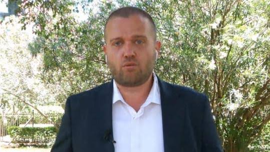 17:30 Bido u përgjigjet protestuesve: Jam krenar, dhe Shqipërinë do e bëjmë ne, jo ju me Muçra e Vangjel Dulra