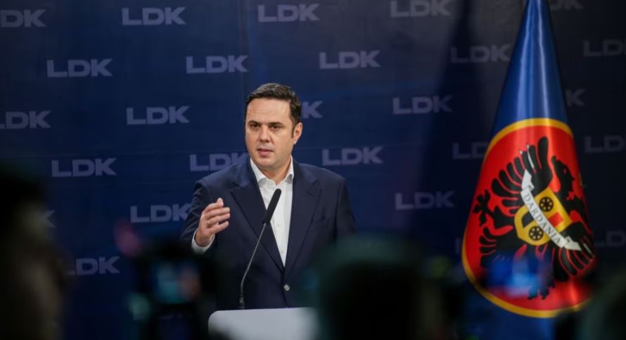 Dorëzohen firmat që kërkojnë shkarkimin e liderit të LDK-së, Lumir Abdixhiku