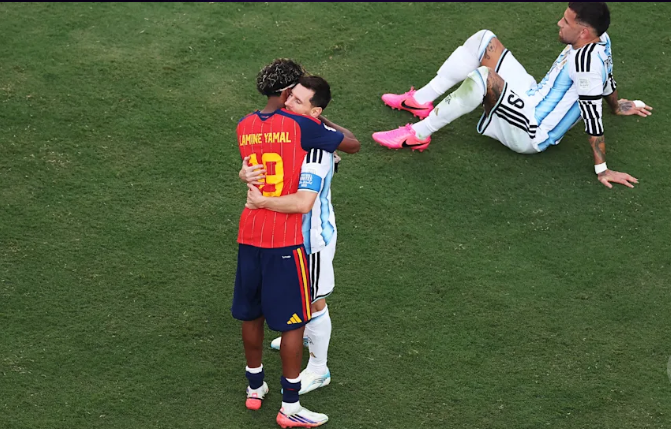 Yamal zbulon fjalët prekëse që i tha Messi pas finales së Botërorit