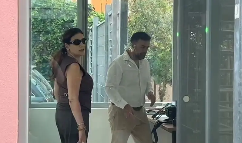 Abuzimi me tenderat e AKSHI-t, Mirlinda Karçanaj paraqitet në SPAK (Video)