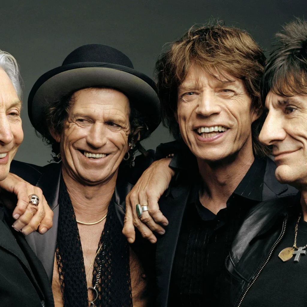 “Rolling Stones” barazojnë rekordin e “Beatles” në listat britanike