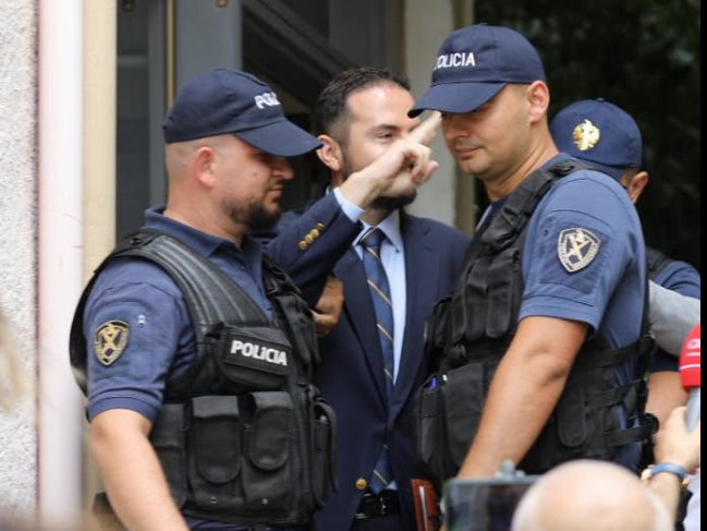 “Sot, një vit liri”/ Salianji: Burgosën trupin, jo bindjet; pengesat vetëm e vonojnë rrugën, por nuk e ndryshojnë drejtimin