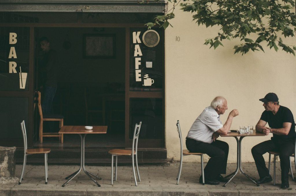 “Gjeografia e pabarazisë”: Kriza që po prodhon shpopullimi i periferisë në Shqipëri