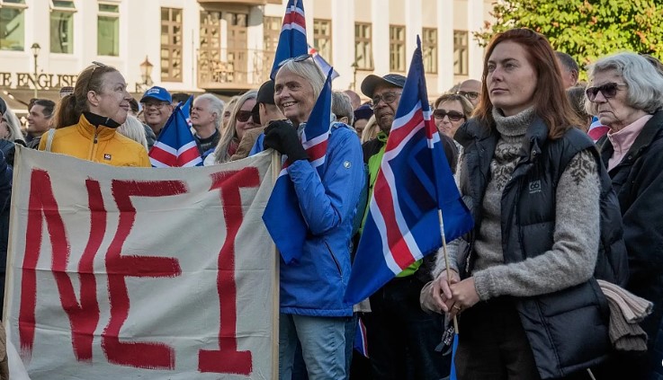 Islanda i thotë “Jo” rifillimit të negociatave me BE-në