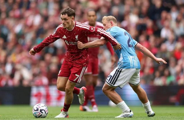 Barazimi i dytë radhazi, Liverpool “ngec” sërish
