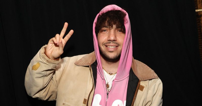 Hëngri vetëm pica për 5 ditë rresht, Benny Blanco befason me rezultatin: Humb 2 kg