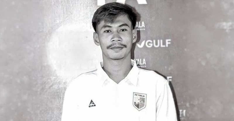 Rrufeja godet fushën e futbollit në Tajlandë, humb jetën futbollisti 24-vjeçar dhe plagosen 9 të tjerë